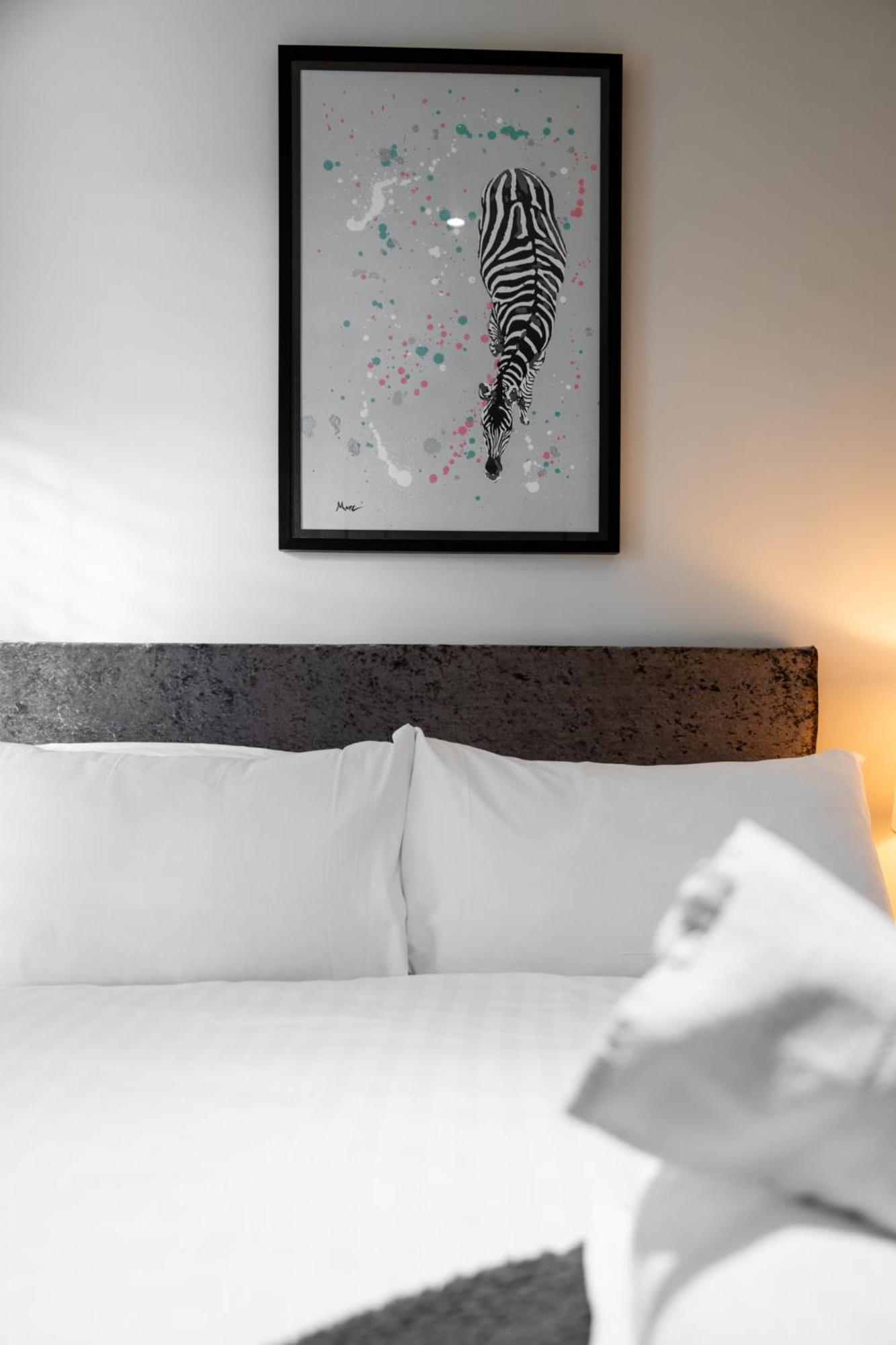 Escape Ordinary At Lough Erne Golf Village Енніскіллен Екстер'єр фото