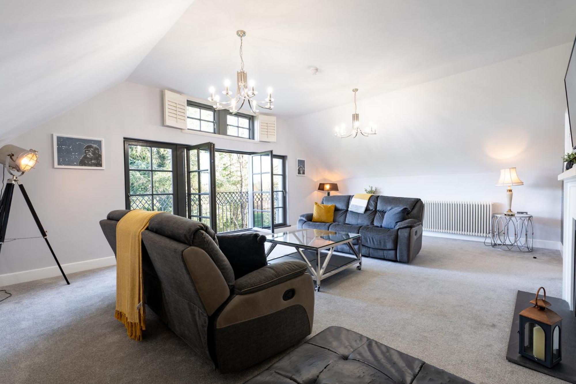Escape Ordinary At Lough Erne Golf Village Енніскіллен Екстер'єр фото