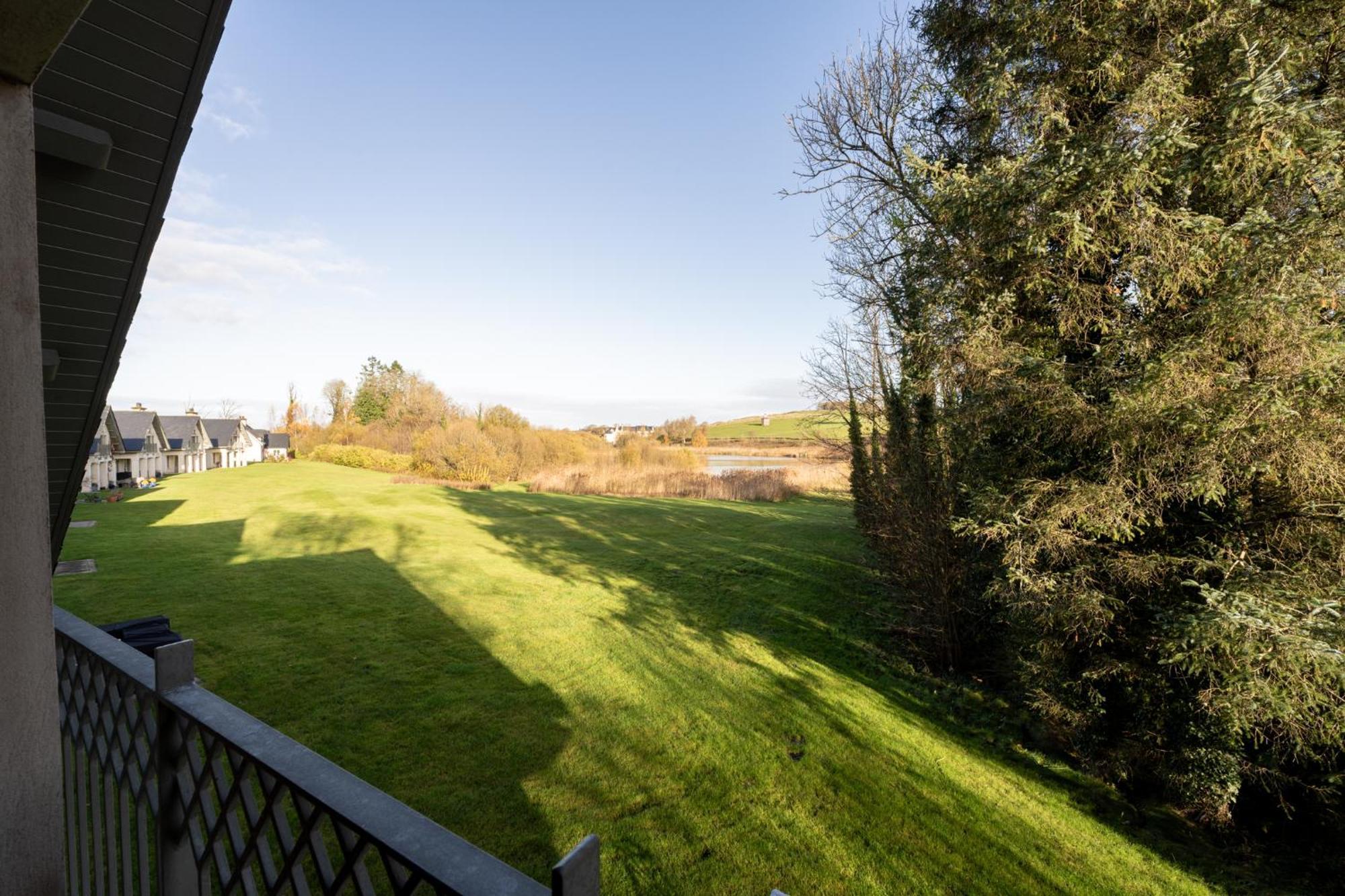 Escape Ordinary At Lough Erne Golf Village Енніскіллен Екстер'єр фото